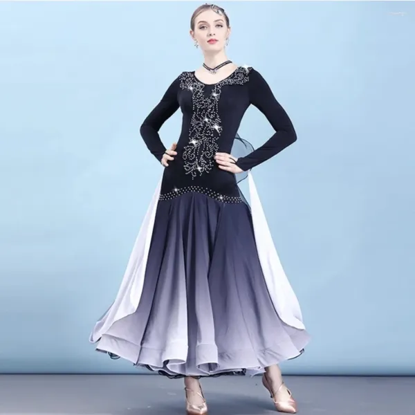 Wear sur scène Personnaliser la robe de bal standard pour femmes robes de danse compétiment adulte Black Waltz Fringe