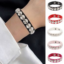 Stage Wear Accessoires de danse Punk Rivet Chaîne Bracelet Spike Cuir Style Rock Bracelet En Métal Bracelets Bracelet En Cuir Unisexe