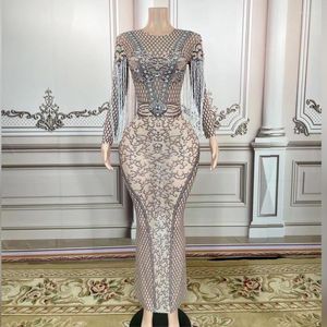 Stage Draag Fashion Rhinestones Catwalk Lange jurk Elegant Wedding Party Vrouwen Fransen Ballroom Evening Festival Outfit XS4828