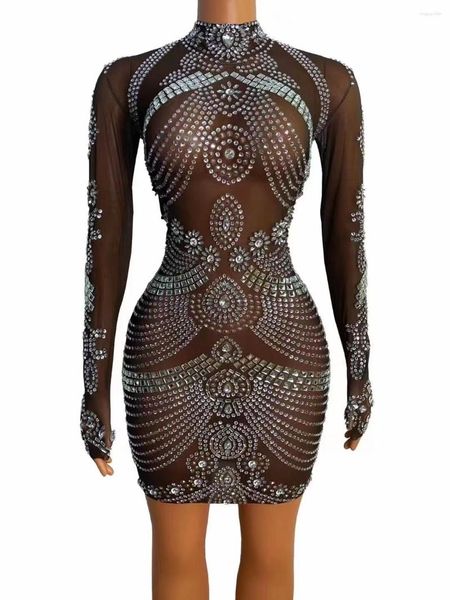 Stage Wear Full Diamond Bodycon Talent Show Costume Strass Transparent Robe courte Soirée Bar Anniversaire Célébrer la fête de bal