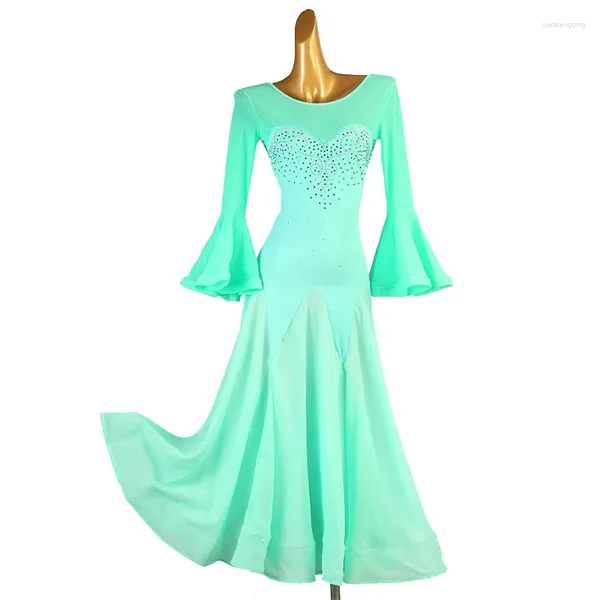 Stage Wear Robe moderne verte Embellissements de diamants pour la compétition de performance Norme nationale Danse sociale Grand produit Swing