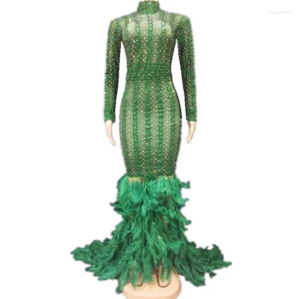 Escenario desgaste Halloween fiesta de noche cantante presentador modelo vestidos de arrastre pedrería verde pluma larga pasarela traje de rendimiento