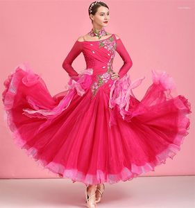 Vestido de salón de actuación de competición de baile rojo rosa