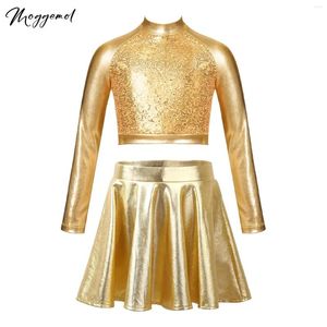 Stage Wear Enfants Filles 2pcs Costumes de danse de jazz latin paillettes brillantes paillettes modernes tenue de ballet à manches longues haut court à volants jupe short