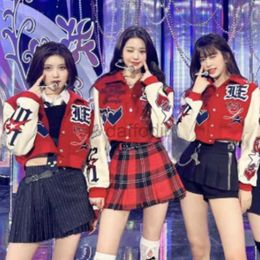 STAGE PEUR KOREAN IVE K-POP STAGE TIGNE FEMMES FEMMES CONCETS HIP-HOP Street Dancewear Performance Costume Veste Baseball Veste D240425