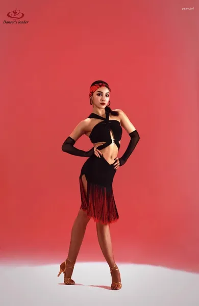 Vêtements de danse latin avec une robe de conception personnalisée Pabillons et poitrine pantalons de poitrine Pantalon Samba Standard