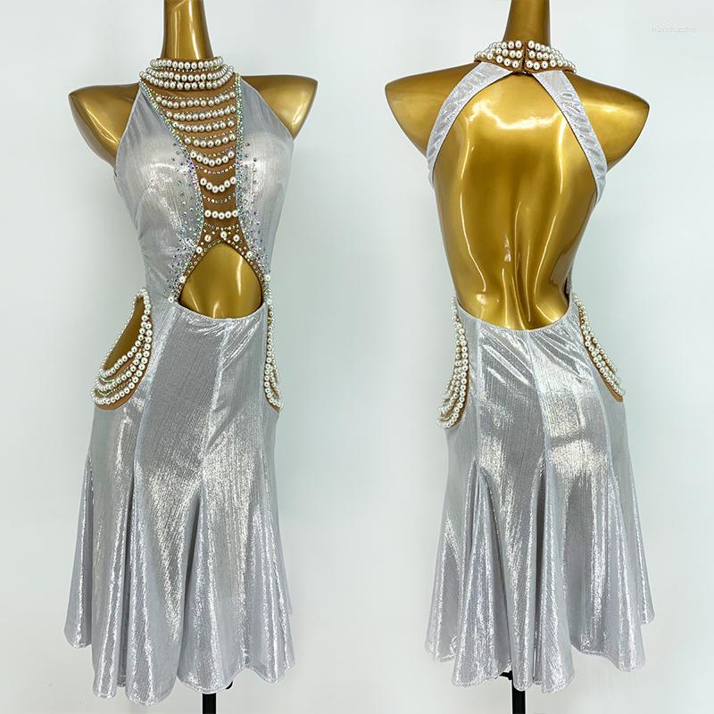 Vestido de concurso de dança latina de pica -teto Silver High End Pearl Crystal Backless Women Girls Fantas