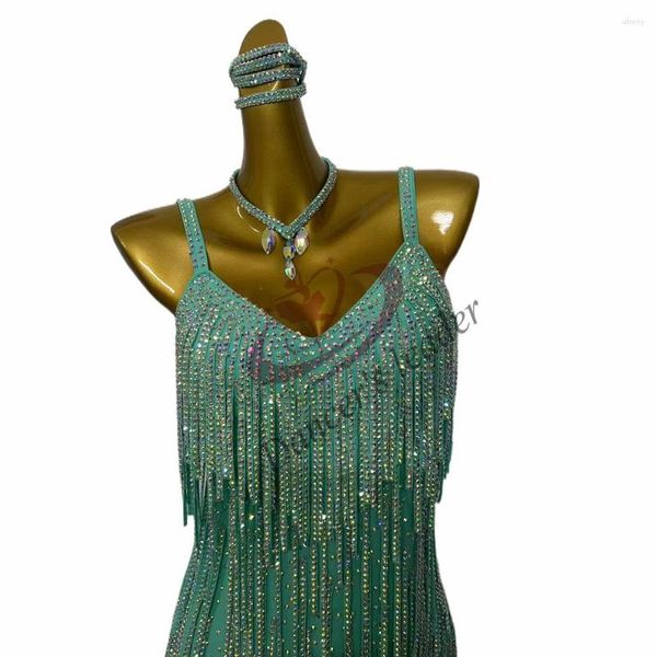 Vêtements de danse latine robe latin haut de gamme personnalisée Chaîne de diamant complet Cha Tango Female Vêtements professionnels