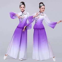 Stage Draag Women van middelbare leeftijd Yangge Hanfu Kostuum Ethnic Wind Taille Drum Classical Collective Square Tenue de Scene Dance Danc Costumes