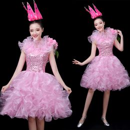 Ropa de escenario Ropa de actuación moderna Traje de baile de salón sin mangas Vestido de burbuja para mujer Ropa encantadora rosa