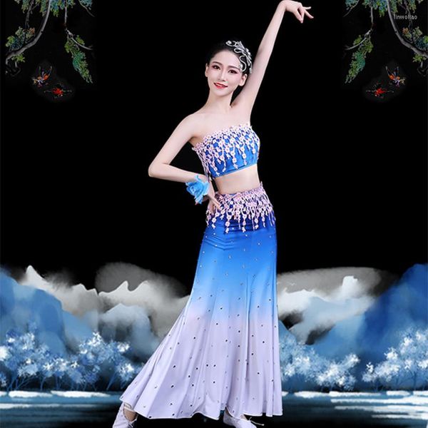 Costume de danse du ventre de paon d'usure de scène pour les femmes Costumes folkloriques chinois minorité nationale