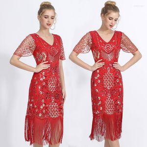 Stage Wear Paillettes rouges Vintage 1920s Robe Great Gatsby Robes Col V Gland Latin Soirée Costumes Robe Femmes Costume
