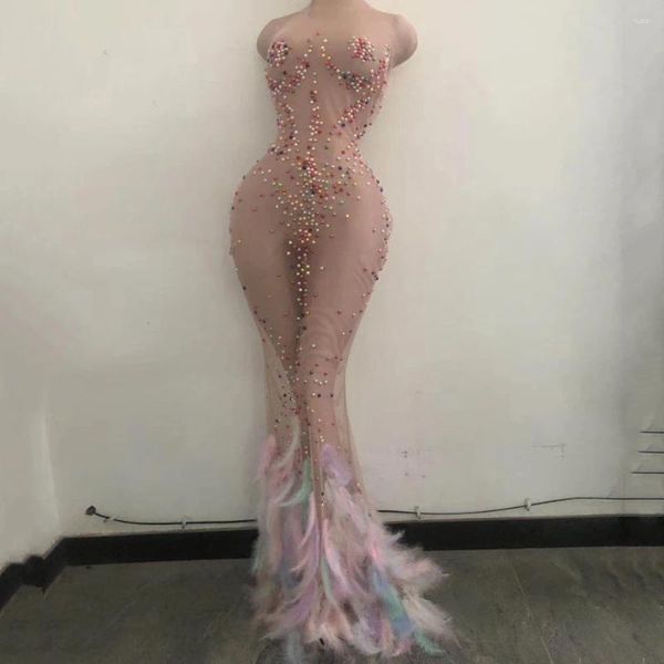 Escenario desgaste sin mangas rosa brillante diamantes de imitación sexy plumas sin respaldo vestido largo para las mujeres fiesta de noche paño cantante realizar traje