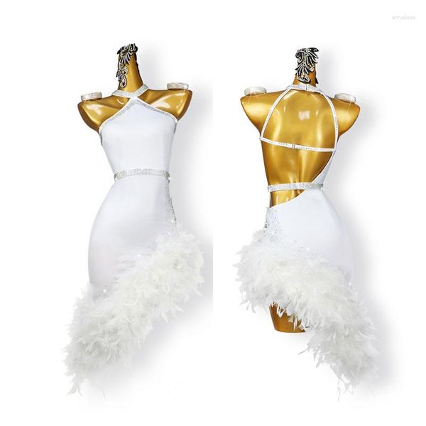 Ropa de escenario, vestido de competición profesional de baile latino blanco, falda de plumas de actuación femenina Sexy, traje de práctica de salón de baile para mujer