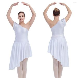 Vêtements de scène blanc brillant Lycra justaucorps robe de danse jupes une épaule Performance Costume danse latine