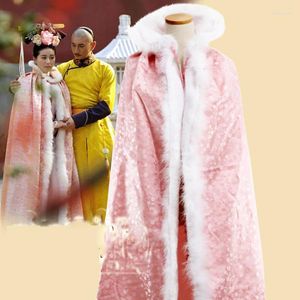 Stage Wear Manteau d'hiver Épais coton rembourré BuBuJingXin Fourrure Costume chinois ancien Épaissir