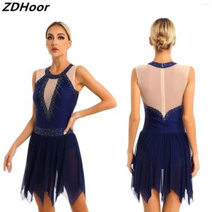 Stage Wear Women Figuur Skating Dance Dress Performance Peredume Sheer Patchwork Mesh Tuchard Glitter Rhinestone Mouwloze jurken