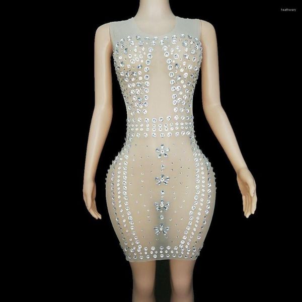 Stage Wear Femmes Sexy Mesh Transparent Soirée Célébrer L'anniversaire Brillant Strass Été Sans Manches Courte Robe Moulante Club Outfit