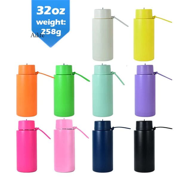 Bouteilles d'eau de 32 oz en acier inoxydable avec couvercles de poignée en silicium et coquille en plastique sports portables à double couche tasses de voyage 0430