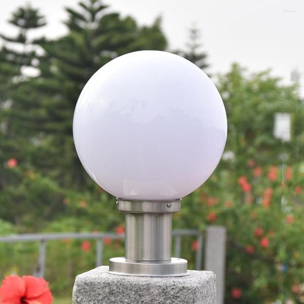 Décoration de lampe extérieure de pelouse de pilier de jardin de lumière extérieure de forme de boule d'acier inoxydable