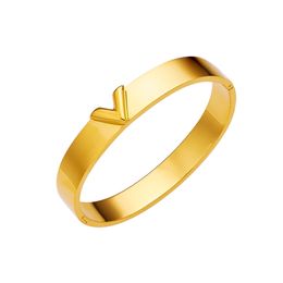 Bracelet de bracelet en acier inoxydable Bijoux Femmes hommes Unisexe Fashion Classic Tenue quotidienne Travel 18k Gold plaqué Chirstmas Bracelets de la Saint-Valentin Bracelets