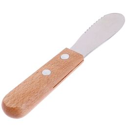 Cuchillo de esparcidor de mantequilla de acero inoxidable con mango de madera para sándwich sin esfuerzo y corte de queso en la cocina - herramienta esencial