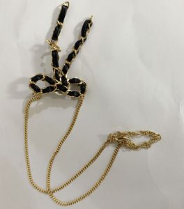 Collier papillon en acier inoxydable, pendentif, pull à fleurs, chaîne en or pour femmes, à la mode