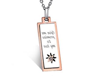 Gratis verzending roestvrij staal vrouwelijk model Water Diamond Star vierkante ketting Koreaanse mode titanium stalen hang decoratie populaire hete mode