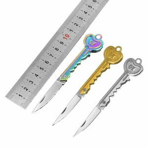 Couteau pliant en acier inoxydable porte-clés créatif en forme de coeur OK couteau à clé outils d'extérieur portables