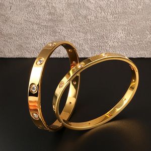 Couleur dorée en acier inoxydable beaux amoureux des bracelets de zircone cubique Bracelets Bangles pour femme de bracelet de mariage Cadeaux bijoux tendance 240410