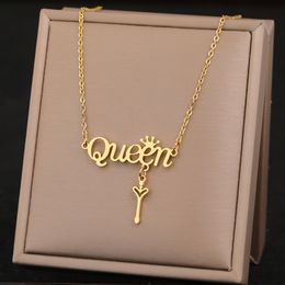Colliers en acier inoxydable avec lettres d'amour, couronne de reine, pendentifs délicats, ras du cou, chaînes pour femmes, bijoux de mariage