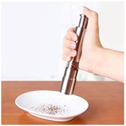 Roestvrij staal Pepper Grinder Draagbare handleiding Pepper Muller Kruiden Slijpmalen Machine Mini Koken Keuken EER1270