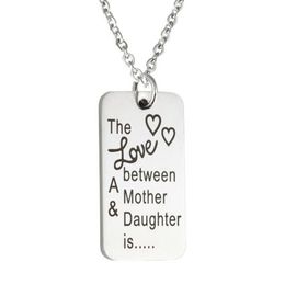 Porte-clés en acier inoxydable et étiquette argentée, 'L'amour entre mère et fille est', cadeau de fête des mères, clé Double cœur 340k