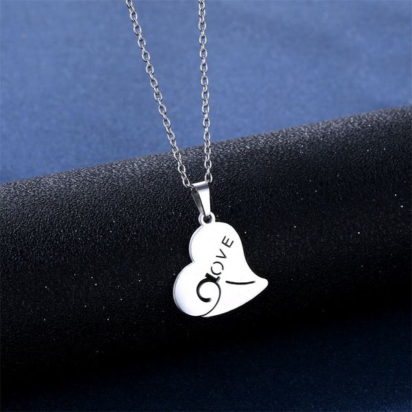 Acier inoxydable simple niche en forme de coeur amour collier oreille goujon ensemble Amérique du Sud femmes clavicule chaîne nouveaux accessoires bijoux