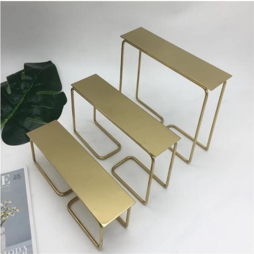 Roestvrijstalen driedelig krukframe Commerciële meubelen metalen draadstroomtafel hoge en lage schoenentas displaytafels321g