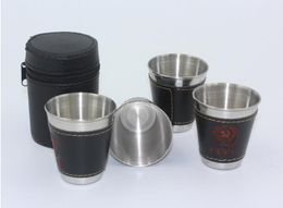 Ensemble de tasses en verre de vin en acier inoxydable avec pochette de rangement en cuir PU 70 ml 4 tasses avec une boîte noire