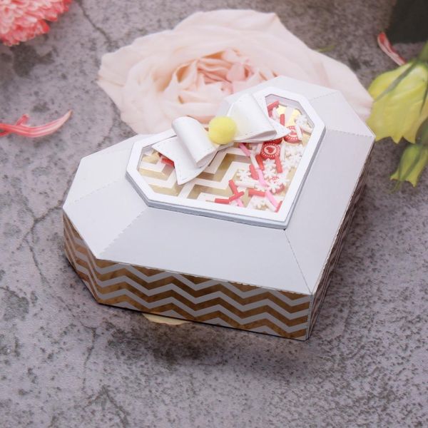 Stamping Kscraft Heart Chocolate Box Metal Cut Dies Pochants pour le bricolage Scrapbooking Decorative BackoSing DIY Paper Cards