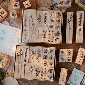 Stamps 22 pcsset Leafy Wooden Seal Rubber Wood Plant Flower Decorative Stamp for DIY Craft Diary Scrapbooking Gifts Stationery 230705