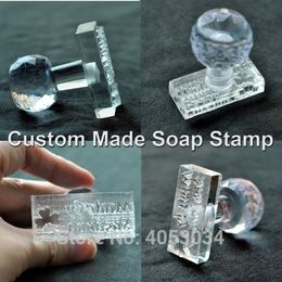 Postzegels CustomMADE SOAP STAMP Gepersonaliseerde Cookie Stamp Embosser Handgemaakte Acryl Glas Zeep Stempel Zeep Schimmel Bruiloft Stempel 230704
