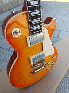 Standaard elektrische gitaar, oranje tijgerpatroon, zilveren accessoires, gemaakt van geïmporteerd hout, snelle verzending