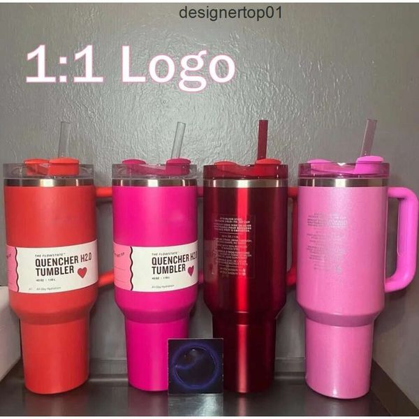 Stanleness 40oz Starbucks Cobrand Hiverme Winter Cosmo Cosmo Rose Red Holiday Tasses avec 11 gobelets de 40oz avec des cadeaux de la Saint-Valentin de paille