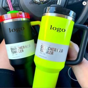 Stanleness Popular Gold Chocolate Neon Rose Green Holiday Rouge 40oz en acier inoxydable Gangliers H2.0 Adventure Water Bottle Cup Car Cup Cold Beer Beer Glass Car Mugs NPM9