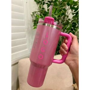 Stanleness US Stock Limited Edition H20 40oz Mugs Cosmo Pink Parade Target Red Tumblers Isulate Car Cups en acier inoxydable Coffee Termos Pink Tumbler Valenti Svfv