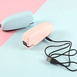 Stapler Portable Mini Electric Stapler Set For Daily Office convient aux étudiants de la famille Blue Blue