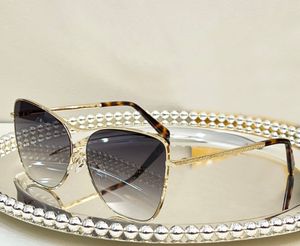 Star Cat Eye Lunettes de soleil Gold Metal Grey Gray Gradient Femmes Lunes Sunnes Designers Lunettes de soleil Sonnenbrille Sun Shades UV400 Eyewear Wth Box