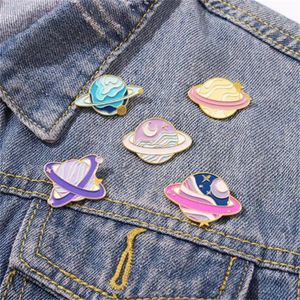 Ster Sky Galaxy Collection Email Pins Romantic Space Planet Metal Cartoon Badge Bad Hat Rapel Women Sieraden Kid Astronaut GiftSGC1556