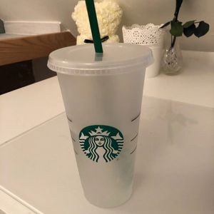 Tasses en plastique Starbucks tumbler réutilisables pour boire du pilier inférieur plat forme de paille de couvercle tasse de paille de paille claire mélange blanc couleur fda matériau 710 ml