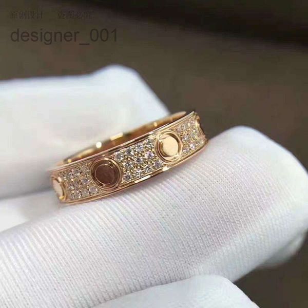 Starry Ring Love Rings Nail Ring Designer pour femmes Titanium Steel Rose Gold Silver plaqué avec un diamant complet Anneaux de mariage Gift 4 5 6 mm Multi Size Ndav