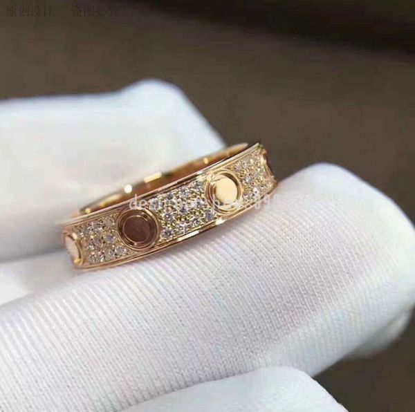 Bague étoilée Bagues d'amour Bague à ongles Designer pour femmes Titane Acier Rose Or Argent Plaqué avec plein de diamants Homme Anneaux de mariage Fiançailles Vente chaude