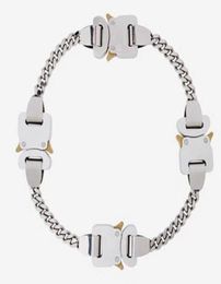 Declaración INS 1017 Alyx 9Sm Hebillas de cuatro collares Forma Heavy 4 Snap Buttons Collares Hip Hop Jewelry for Women Men Gifts6096401